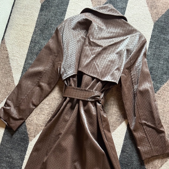 NWT - Brown Leather Trench - Picture 4 of 5